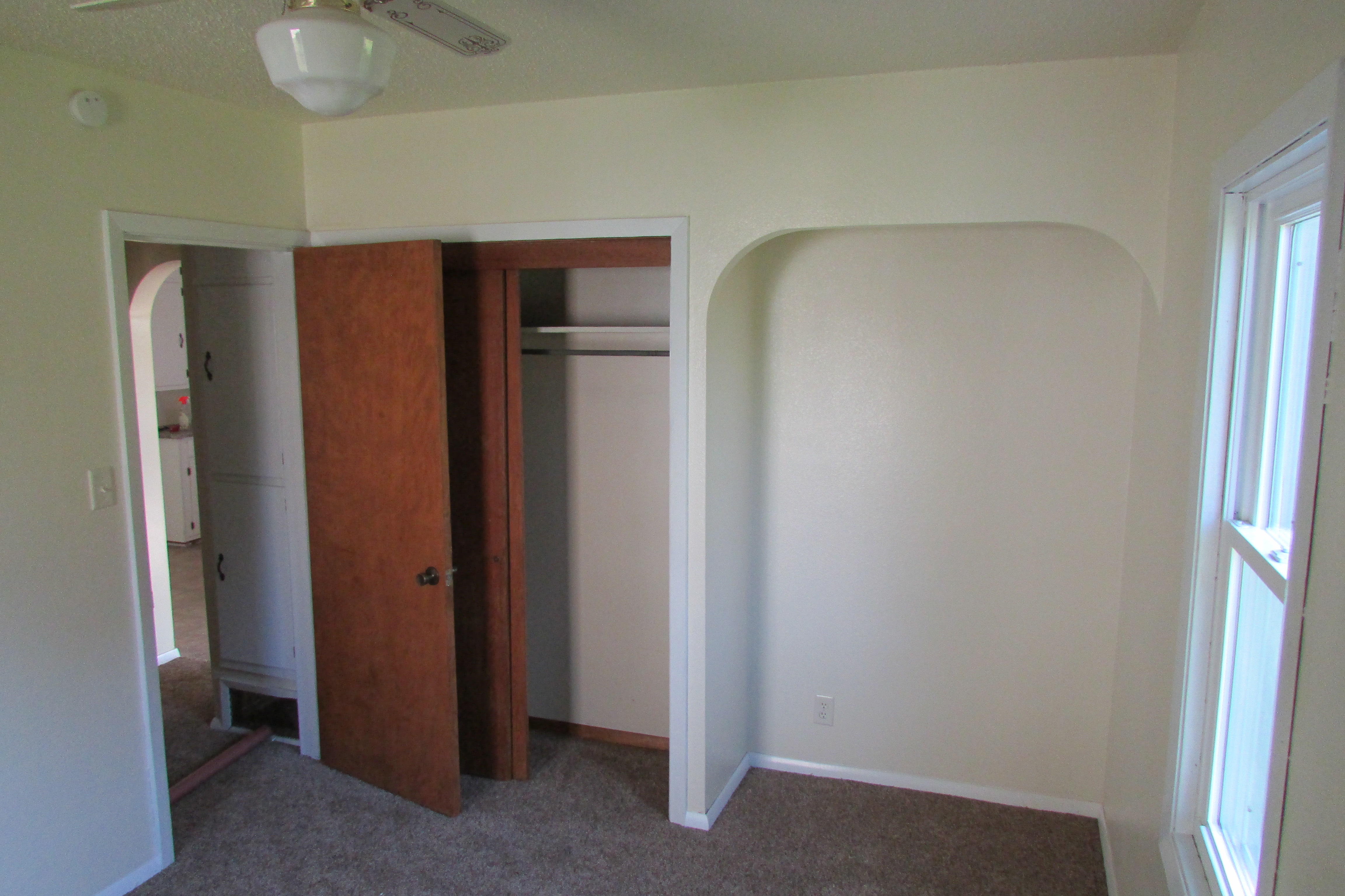 Cedar Falls House Real Estate 327 South Hackett SulenticFischels